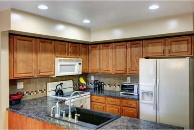 128 Mill Pond Place, Langhorne, PA 19047 - photo 5