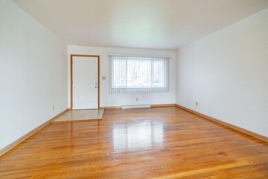 1519 Fowler-20
