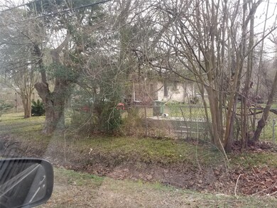 1635 Wilburforce St, Houston, TX 77091 - photo 6