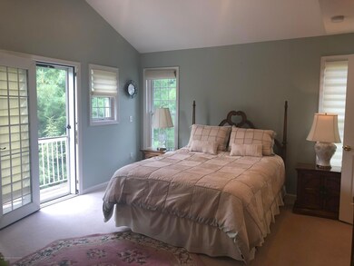 204 Thackeray Close, Moosic, PA 18507 - photo 4