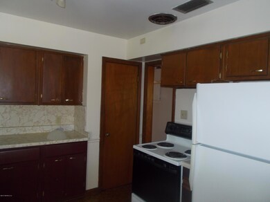 5525 Moret Dr E, Jacksonville, FL 32244 - photo 5