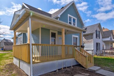 1227 5th Ave SE, Cedar Rapids, IA 52403 - photo 2