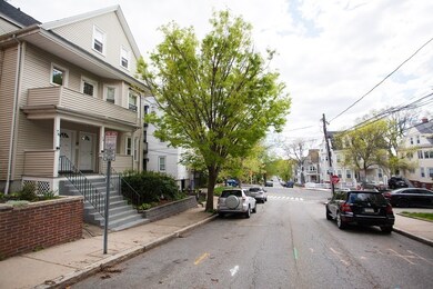 75 Bartlett St unit 3, Somerville, MA 02145 - photo 2