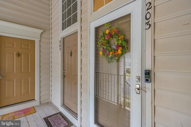 11197 Rienzi Place unit 203, Manassas, VA 20109 - photo 4