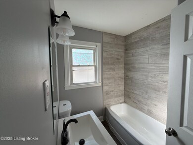 601 Compton St, Louisville, KY 40208 - photo 6