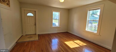 8414 W Main St unit 1, Marshall, VA 20115 - photo 4