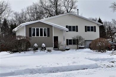 1283 Forbes St, North Tonawanda, NY 14120 - photo 2