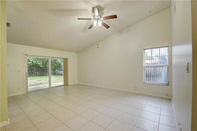 9369 Gettysburg Rd, Boca Raton, FL 33434 - photo 4