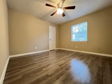 4503 Werner St unit 27, Houston, TX 77022 - photo 6