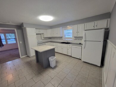 124 S 6th St, Colwich, KS 67030 - photo 2