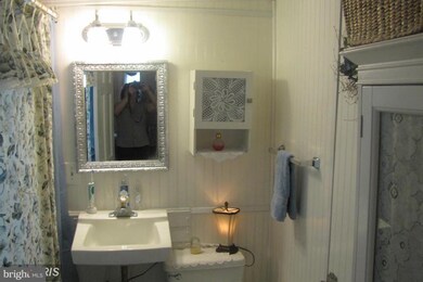 22292 Halls Rd, Richardsville, VA 22736 - photo 3