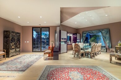 Foyer/Dining Room