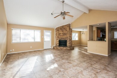 6417 Peggy Dr, Fort Worth, TX 76133 - photo 5