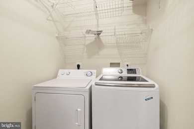 3840 Lightfoot St unit 449, Chantilly, VA 20151 - photo 4