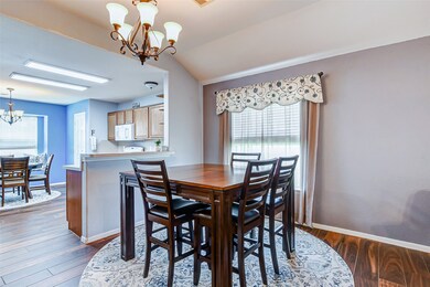 396 Sherandoe Ln, Alvin, TX 77511 - photo 2