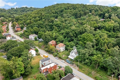 1042 Blackadore Ave, Pittsburgh, PA 15221 - photo 4