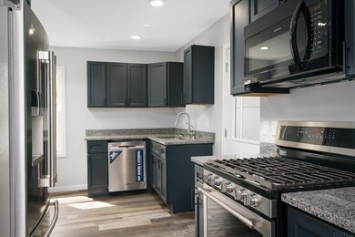 301 W Pendle St, South Bend, IN 46637 - photo 7