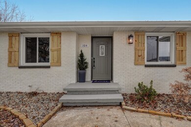 104 N Ellen-9