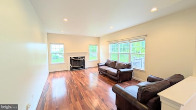 218 Truman Way, Downingtown, PA 19335 - photo 6