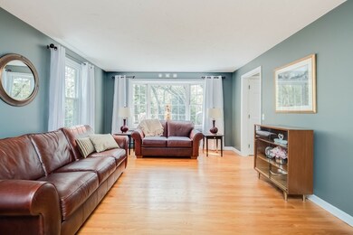 1 Parmenter Rd, Framingham, MA 01701 - photo 4