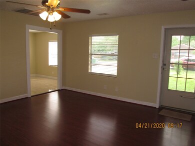 4309 Haygood St, Houston, TX 77022 - photo 6