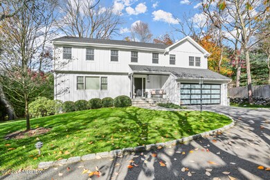 10 Rainbow Dr, Riverside, CT 06878 - photo 2