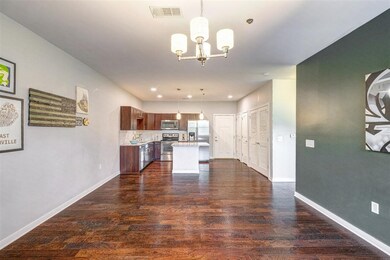 HW floors, freshly painted