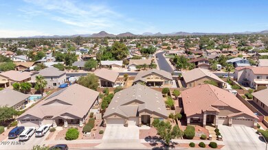 3218 W Sequoia Way-large-003-004-3218 W