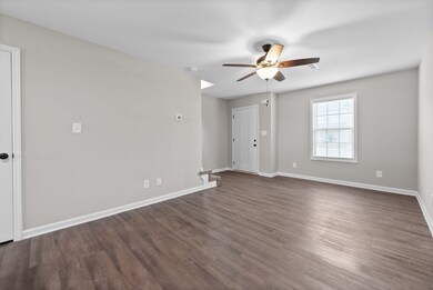 418 Peachers Mill Rd unit C4, Clarksville, TN 37042 - photo 6