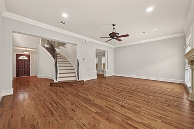 1337 Alexander St, Houston, TX 77008 - photo 5