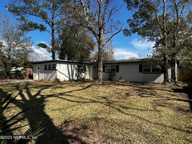 2153 Bo Peep Dr W, Jacksonville, FL 32210 - photo 3