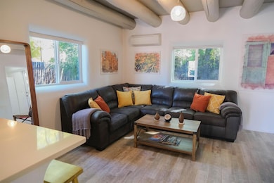 104 A B Brooks St, Taos, NM 87571 - photo 3