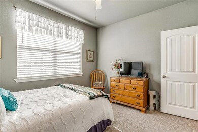 402 Blakney St, Cleburne, TX 76031 - photo 4