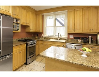 2 Gardner Rd unit 2, Brookline, MA 02445 - photo 5