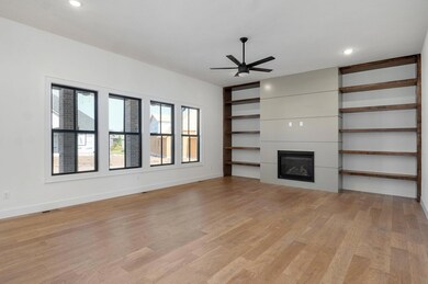 5087 E Ferdinand Ct-7