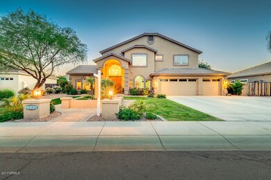 2886 S Birch Way, Gilbert, AZ 85295 - photo 2