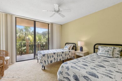 15-web-or-mls-1122 Beachwalker Rd-8
