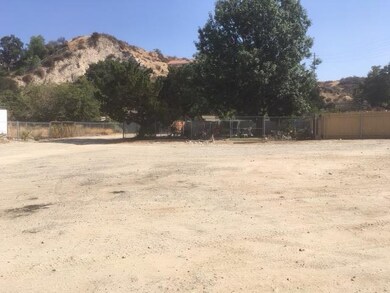 surrounding area south
