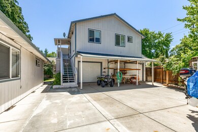 2328 Parkhill Place, Medford, OR 97504 - photo 4