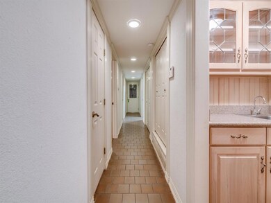 1500 Shady Creek Dr, Euless, TX 76040 - photo 6