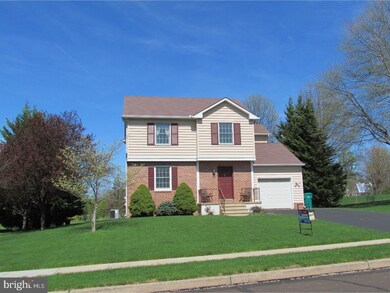 105 Cobblestone Rd, Dublin, PA 18917 - photo 4
