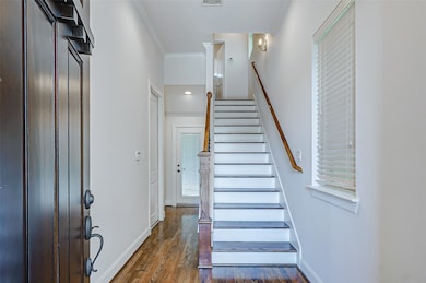 2209 Chenevert St unit C, Houston, TX 77003 - photo 4