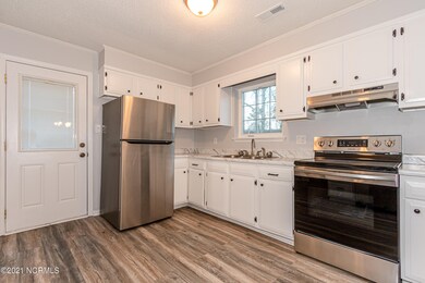 107 Lance Ct, Jacksonville, NC 28546 - photo 5