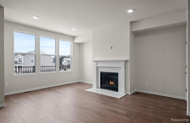 4040 Nottingham Cir, Clarkston, MI 48346 - photo 5