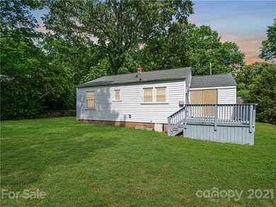 1706 5th St, Statesville, NC 28677 - photo 3