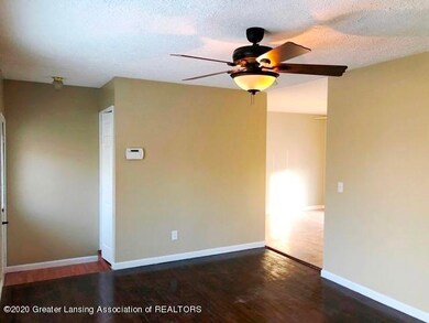 4401 Stillwell Ave, Lansing, MI 48911 - photo 4