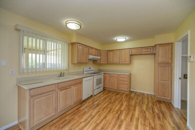 005_Kitchen