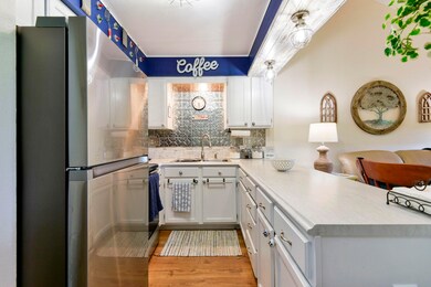 03 Kitchen