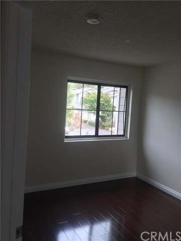14200 Foothill Blvd unit 31, Sylmar, CA 91342 - photo 6