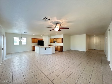 unlisted-address, North Las Vegas, NV 89032 - photo 4